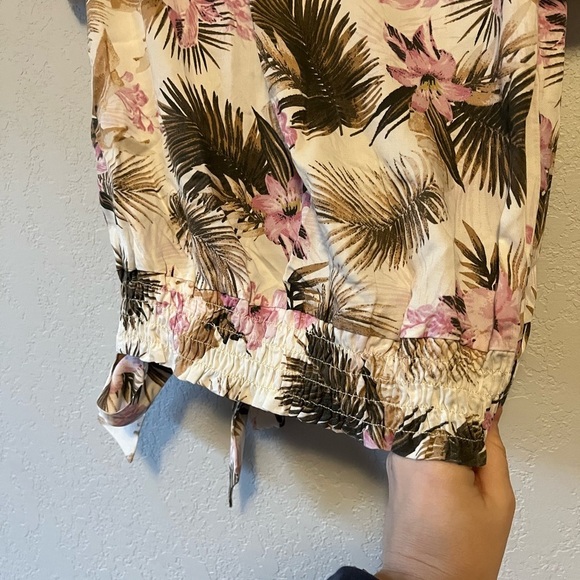 NWT KUT from the Kloth Jamila Wrap Blouse Size Small - Picture 7 of 10